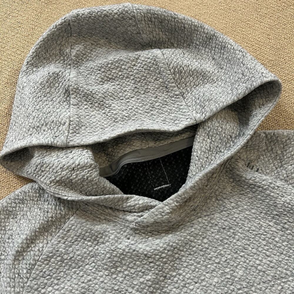 Lululemon At Ease Athletic Performance Pullover H… - image 3